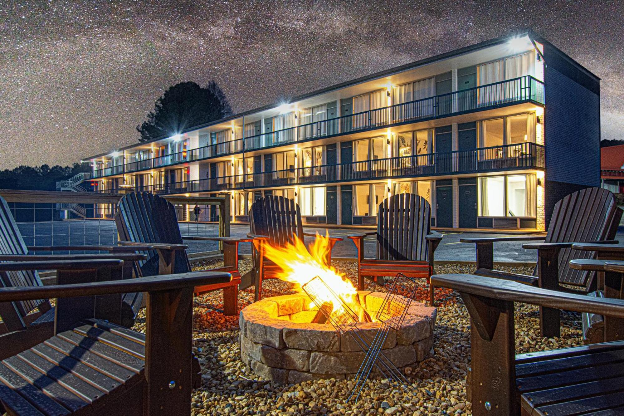 The Mallard Hotel & Suites Copperhill エクステリア 写真